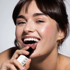 Nourishing Sheer Lipstick – Natürlich, Pflegend & Vegan, 4 g
