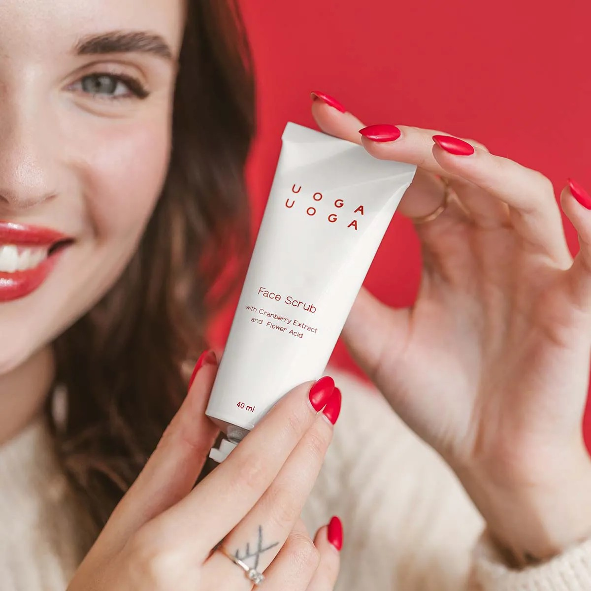 Face Scrub with Flower Acid – Gesichtspeeling, 40 ml